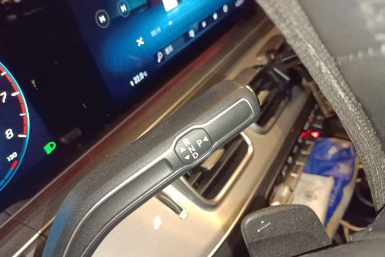 Used Mercedes-Benz GLE Coupe 2020 GLE 350 4MATIC Coupe SUV Luxury Model Gear Lever
