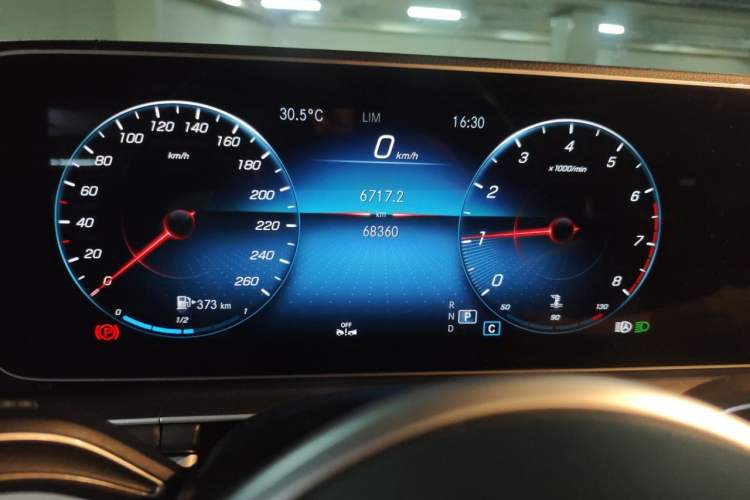 Used Mercedes-Benz GLE Coupe 2020 GLE 350 4MATIC Coupe SUV Luxury Model Instrument Cluster