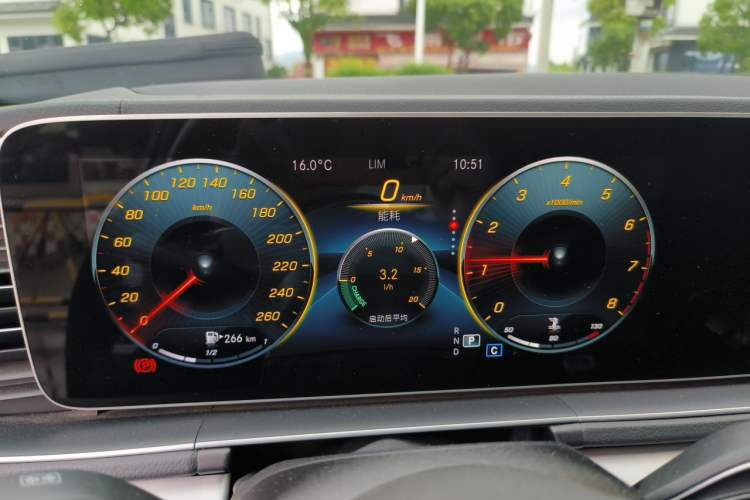 Used Mercedes-Benz GLE Coupe 2020 GLE 350 4MATIC Coupe SUV Luxury Model Instrument Cluster