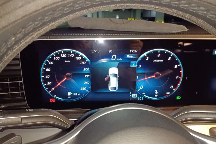 Used Mercedes-Benz GLE Coupe 2020 GLE 350 4MATIC Coupe SUV Luxury Model Instrument Cluster