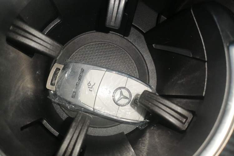 Used Mercedes-Benz GLE Coupe 2020 GLE 350 4MATIC Coupe SUV Fashion Model Interior 1