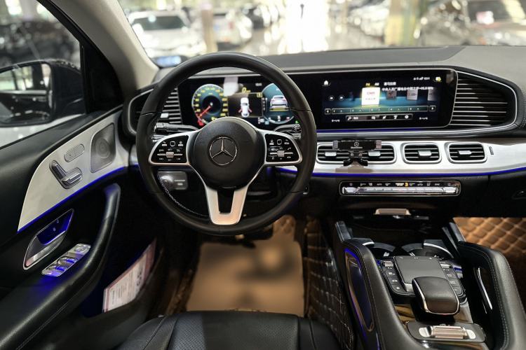 Used Mercedes-Benz GLE Coupe 2020 GLE 350 4MATIC Coupe SUV Fashion Model Interior 2