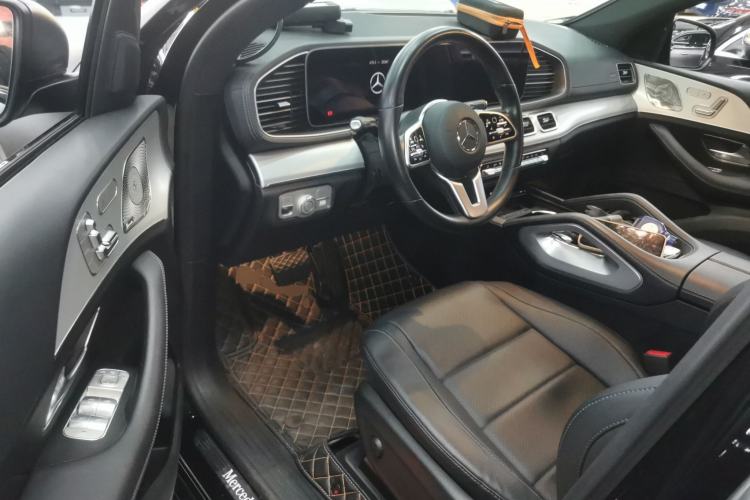 Used Mercedes-Benz GLE Coupe 2020 GLE 450 4MATIC Coupe SUV Fashion Model Interior 3