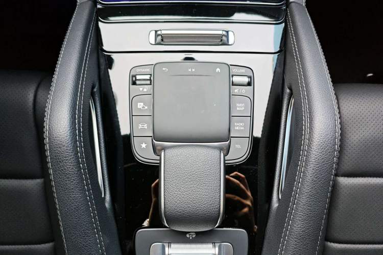 Used Mercedes-Benz GLE Coupe 2020 GLE 350 4MATIC Coupe SUV Luxury Model Interior 4