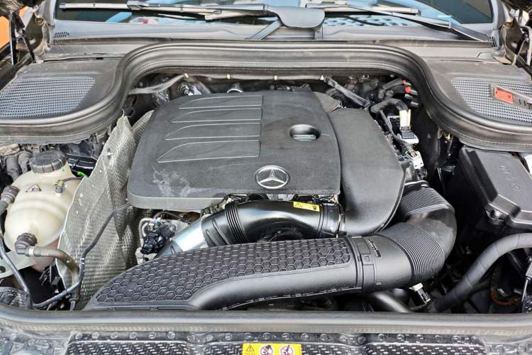 Used Mercedes-Benz GLE Coupe 2020 GLE 350 4MATIC Coupe SUV Luxury Model Interior 8