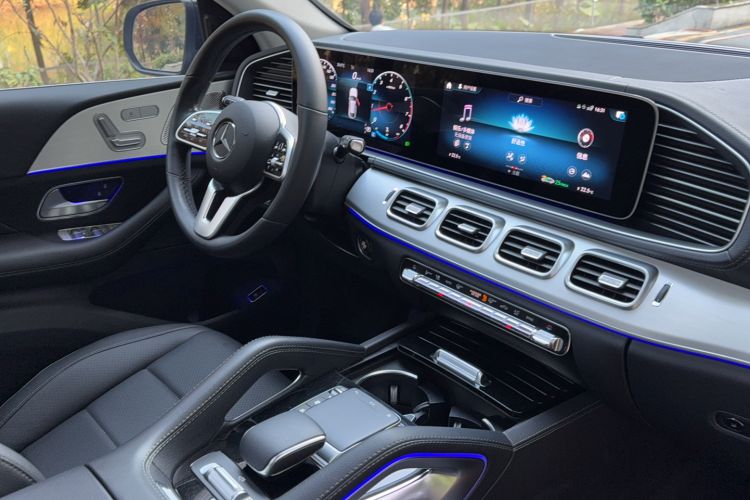 Used Mercedes-Benz GLE Coupe 2020 GLE 350 4MATIC Coupe SUV Fashion Model Interior 9
