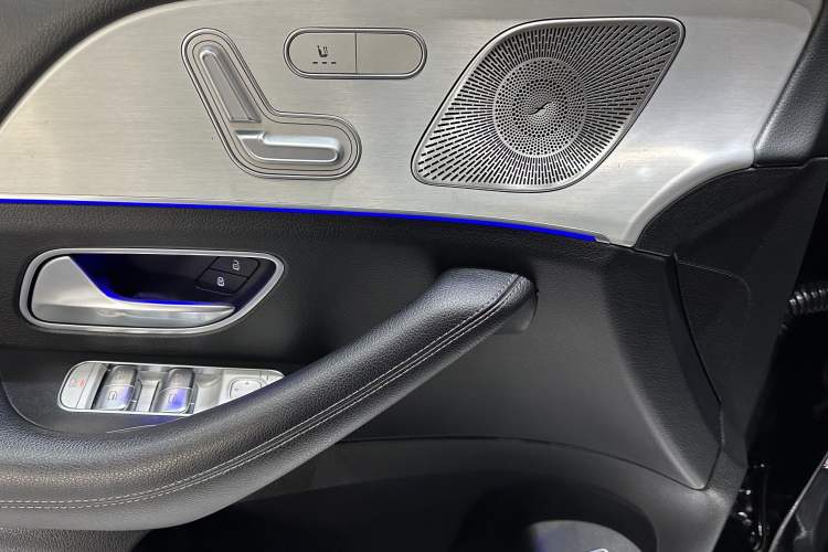 Used Mercedes-Benz GLE Coupe 2020 GLE 350 4MATIC Coupe SUV Fashion Model Interior 9