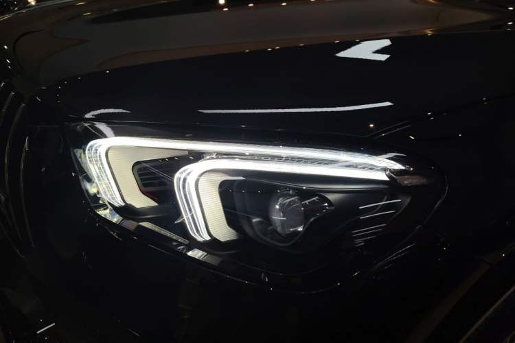 Used Mercedes-Benz GLE Coupe 2020 GLE 450 4MATIC Coupe SUV Fashion Model Left Front Headlight