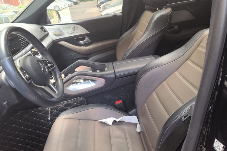 Used Mercedes-Benz GLE Coupe 2020 GLE 450 4MATIC Coupe SUV Fashion Model Left Front Seat