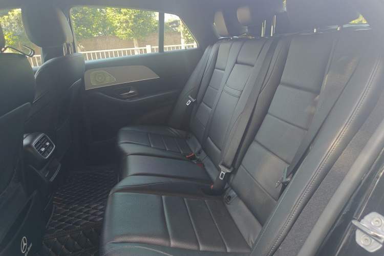 Used Mercedes-Benz GLE Coupe 2020 GLE 350 4MATIC Coupe SUV Fashion Model Left Rear Seat