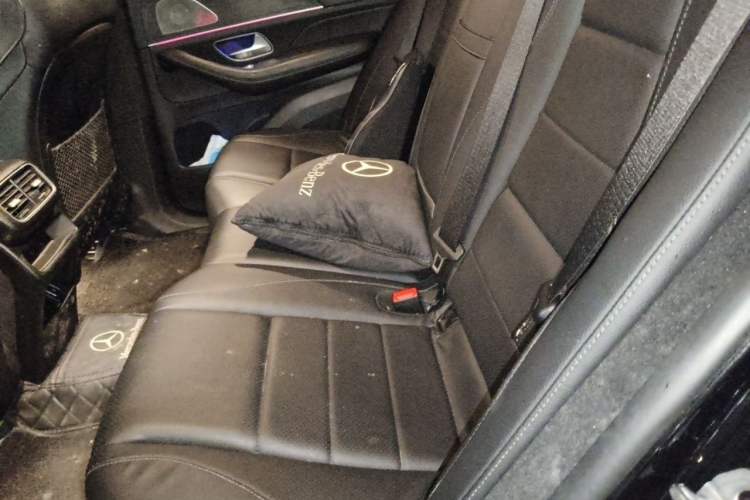 Used Mercedes-Benz GLE Coupe 2020 GLE 450 4MATIC Coupe SUV Fashion Model Left Rear Seat