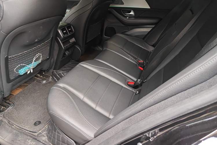 Used Mercedes-Benz GLE Coupe 2020 GLE 450 4MATIC Coupe SUV Fashion Model Left Rear Seat