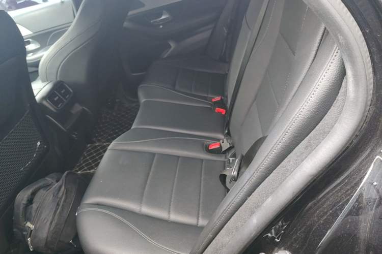 Used Mercedes-Benz GLE Coupe 2020 GLE 450 4MATIC Coupe SUV Fashion Model Left Rear Seat