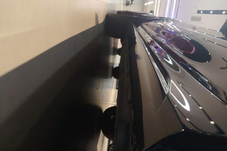 Used Mercedes-Benz GLE Coupe 2020 GLE 450 4MATIC Coupe SUV Fashion Model Left Side Sill