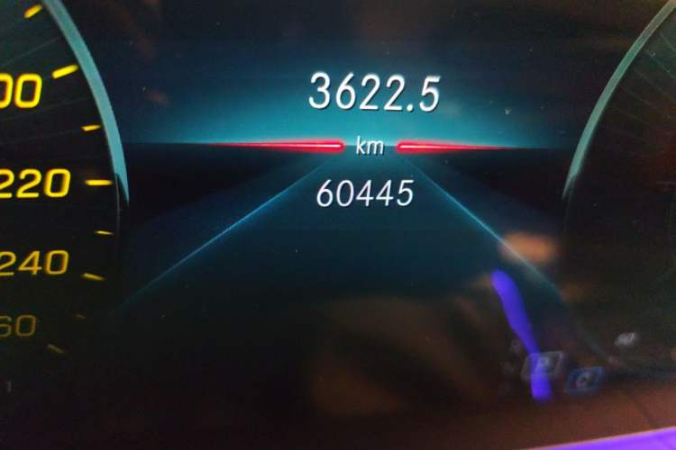 Used Mercedes-Benz GLE Coupe 2020 GLE 350 4MATIC Coupe SUV Luxury Model Odometer Close Up