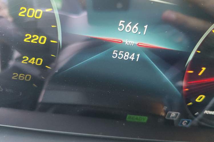 Used Mercedes-Benz GLE Coupe 2020 GLE 450 4MATIC Coupe SUV Fashion Model Odometer Close Up