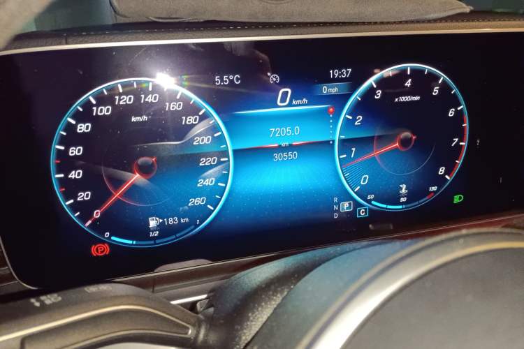 Used Mercedes-Benz GLE Coupe 2020 GLE 350 4MATIC Coupe SUV Luxury Model Odometer Close Up