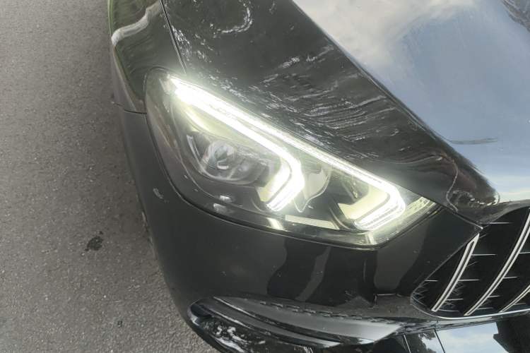 Used Mercedes-Benz GLE Coupe 2020 GLE 450 4MATIC Coupe SUV Fashion Model Right Front Headlight