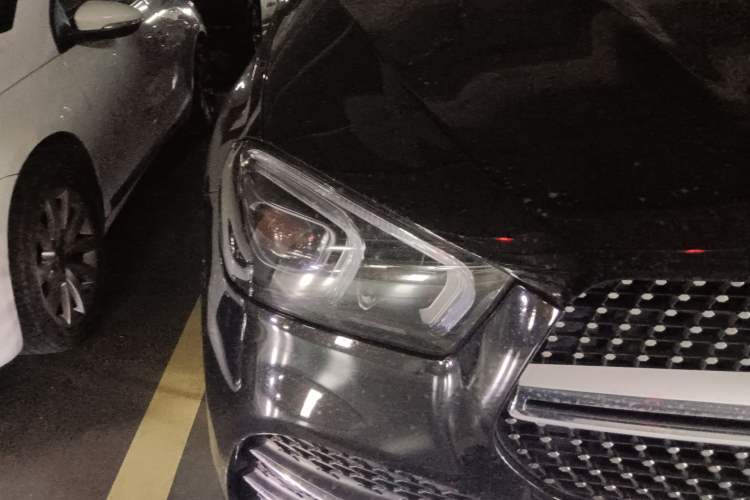 Used Mercedes-Benz GLE Coupe 2020 GLE 350 4MATIC Coupe SUV Fashion Model Right Front Headlight