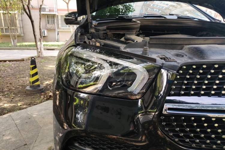 Used Mercedes-Benz GLE Coupe 2020 GLE 350 4MATIC Coupe SUV Luxury Model Right Front Headlight