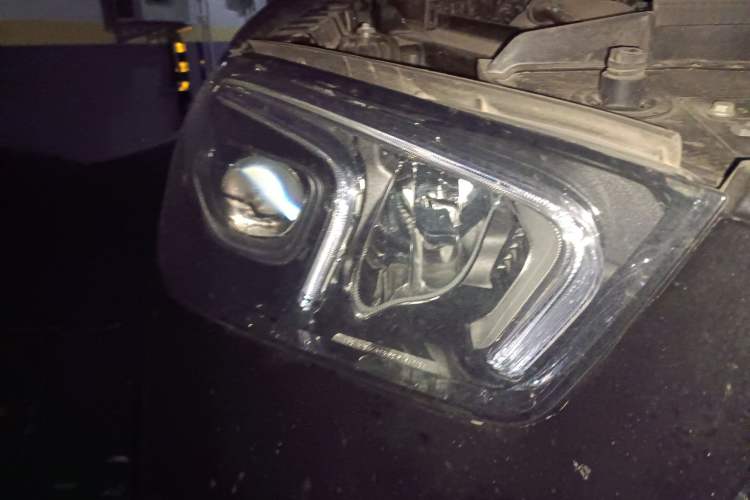 Used Mercedes-Benz GLE Coupe 2020 GLE 350 4MATIC Coupe SUV Luxury Model Right Front Headlight