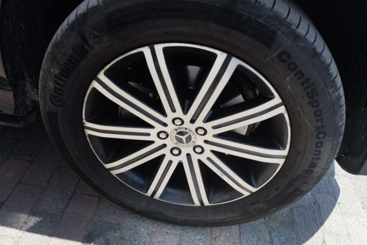 Used Mercedes-Benz GLE Coupe 2020 GLE 350 4MATIC Coupe SUV Luxury Model Right Front Wheel Hub