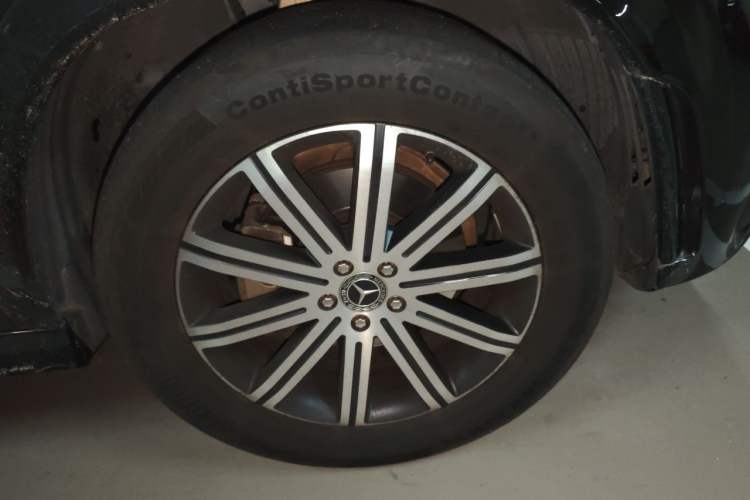 Used Mercedes-Benz GLE Coupe 2020 GLE 350 4MATIC Coupe SUV Luxury Model Right Front Wheel Hub