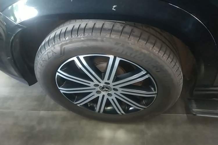 Used Mercedes-Benz GLE Coupe 2020 GLE 350 4MATIC Coupe SUV Luxury Model Right Rear Wheel Hub