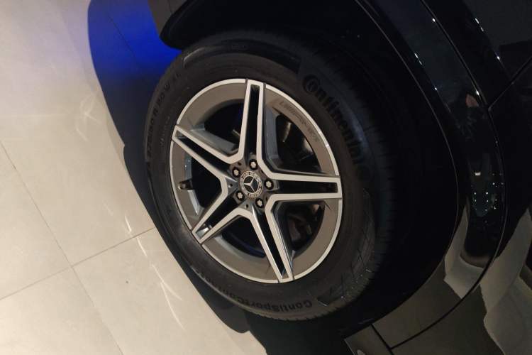 Used Mercedes-Benz GLE Coupe 2020 GLE 450 4MATIC Coupe SUV Fashion Model Right Rear Wheel Hub