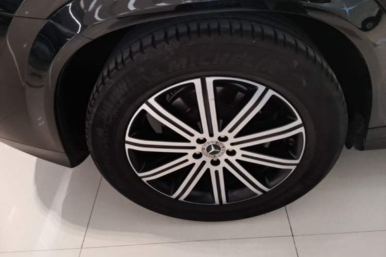 Used Mercedes-Benz GLE Coupe 2020 GLE 350 4MATIC Coupe SUV Luxury Model Right Rear Wheel Hub
