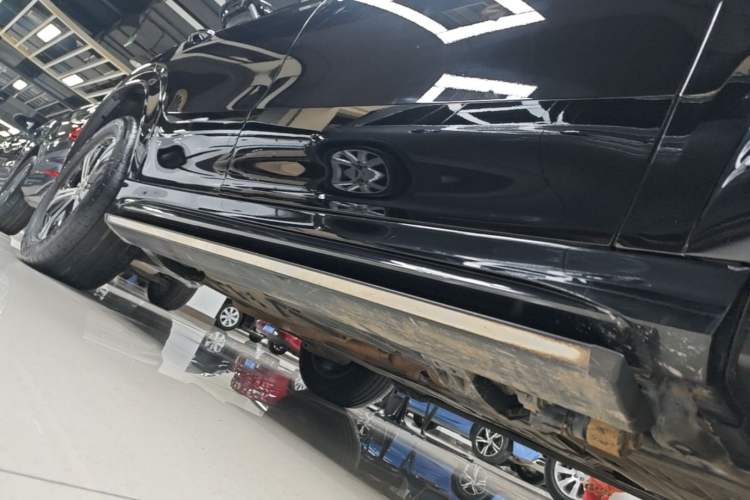 Used Mercedes-Benz GLE Coupe 2020 GLE 350 4MATIC Coupe SUV Fashion Model Right Side Sill