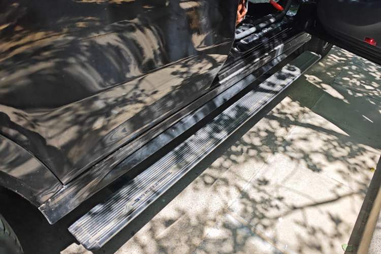 Used Mercedes-Benz GLE Coupe 2020 GLE 350 4MATIC Coupe SUV Luxury Model Right Side Sill
