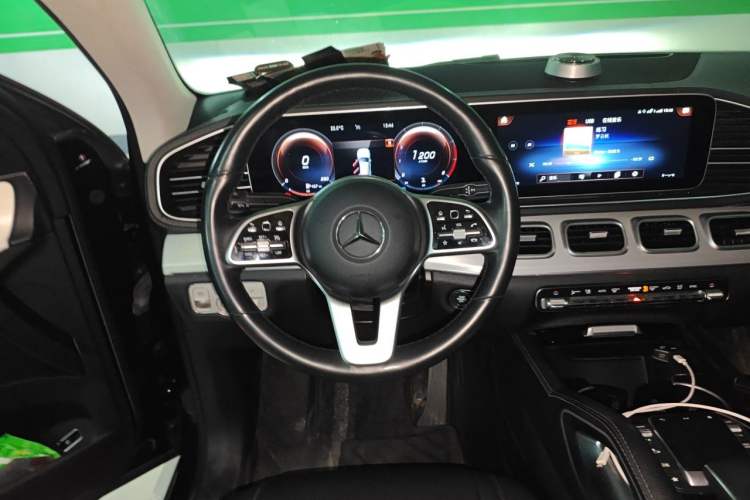 Used Mercedes-Benz GLE Coupe 2020 GLE 350 4MATIC Coupe SUV Fashion Model Steering Wheel