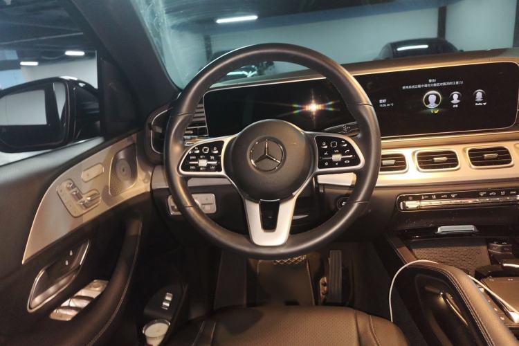 Used Mercedes-Benz GLE Coupe 2020 GLE 350 4MATIC Coupe SUV Luxury Model Steering Wheel