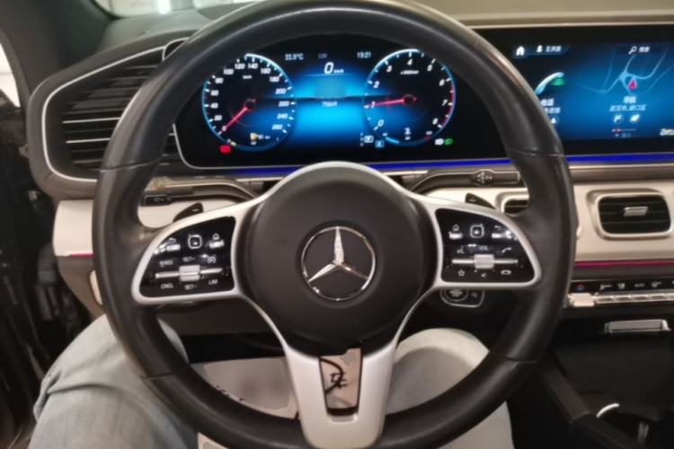 Used Mercedes-Benz GLE Coupe 2020 GLE 350 4MATIC Coupe SUV Luxury Model Steering Wheel