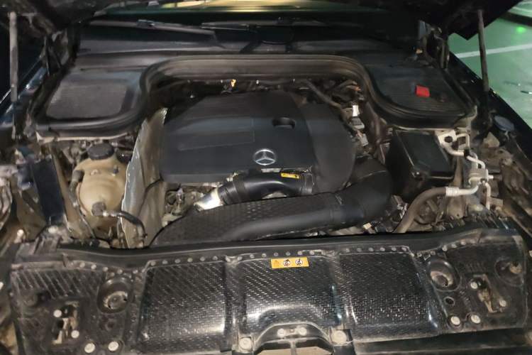 Used Mercedes-Benz GLE Coupe 2020 GLE 350 4MATIC Coupe SUV Fashion Model Engine Bay