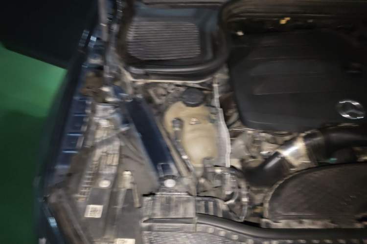 Used Mercedes-Benz GLE Coupe 2020 GLE 350 4MATIC Coupe SUV Fashion Model Engine Bay Right