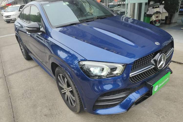 Used Mercedes-Benz GLE Coupe 2020 GLE 350 4MATIC Coupe SUV Luxury Model Front Right 45 Deg