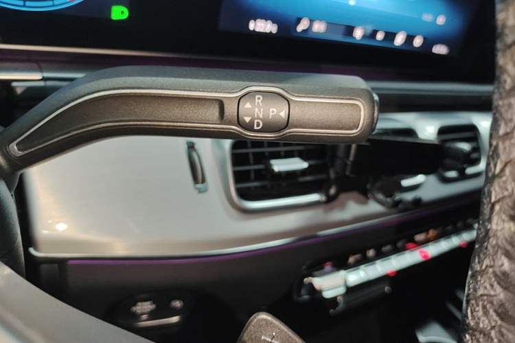 Used Mercedes-Benz GLE Coupe 2020 GLE 350 4MATIC Coupe SUV Luxury Model Gear Lever