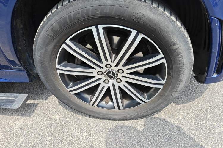 Used Mercedes-Benz GLE Coupe 2020 GLE 350 4MATIC Coupe SUV Luxury Model Right Front Wheel Hub