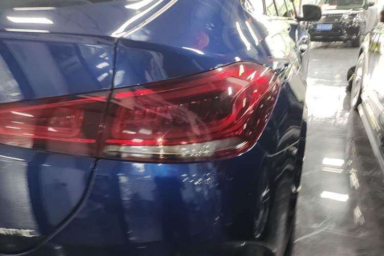 Used Mercedes-Benz GLE Coupe 2020 GLE 350 4MATIC Coupe SUV Luxury Model Right Rear Taillight