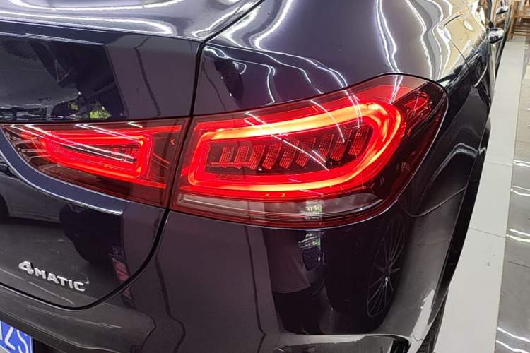 Used Mercedes-Benz GLE Coupe 2020 GLE 450 4MATIC Coupe SUV Fashion Model Right Rear Taillight
