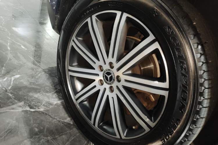 Used Mercedes-Benz GLE Coupe 2020 GLE 350 4MATIC Coupe SUV Luxury Model Right Rear Wheel Hub