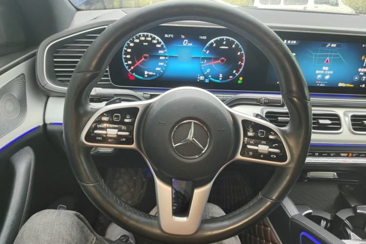Used Mercedes-Benz GLE Coupe 2020 GLE 350 4MATIC Coupe SUV Luxury Model Steering Wheel