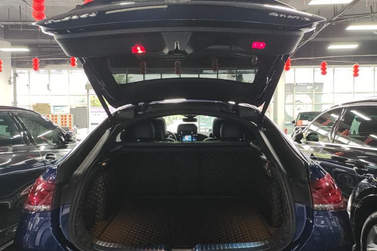 Used Mercedes-Benz GLE Coupe 2020 GLE 350 4MATIC Coupe SUV Luxury Model Trunk