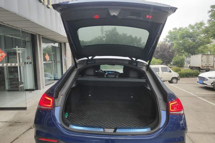 Used Mercedes-Benz GLE Coupe 2020 GLE 350 4MATIC Coupe SUV Luxury Model Trunk