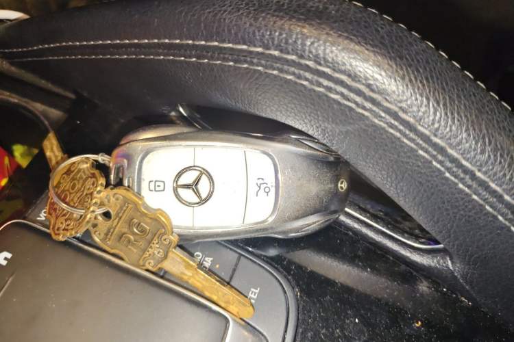 Used Mercedes-Benz GLE Coupe 2020 GLE 350 4MATIC Coupe SUV Fashion Model Vehicle Key