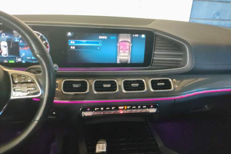 Used Mercedes-Benz GLE Coupe 2020 GLE 450 4MATIC Coupe SUV Luxury Model Audio And AC Panel