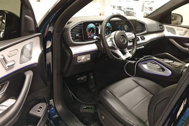 Used Mercedes-Benz GLE Coupe 2020 GLE 350 4MATIC Coupe SUV Fashion Model Driver Seat