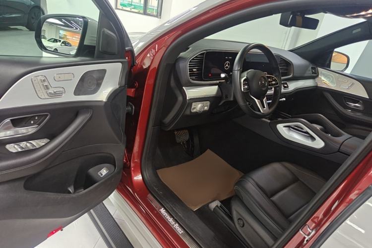 Used Mercedes-Benz GLE Coupe 2020 GLE 350 4MATIC Coupe SUV Luxury Model Driver Seat